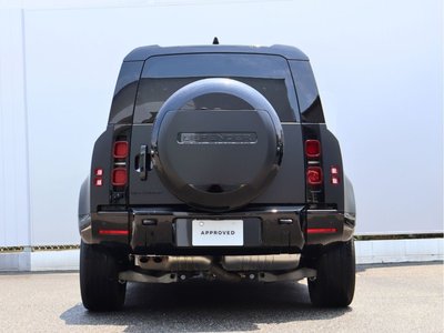 LAND ROVER DEFENDER - 8