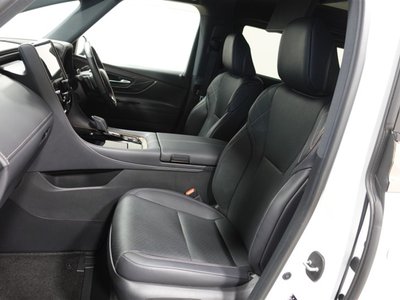 صورة 6 لـ 2023 Toyota VELLFIRE