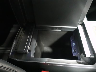 صورة مصغرة 28 لـ 2023 Toyota VELLFIRE