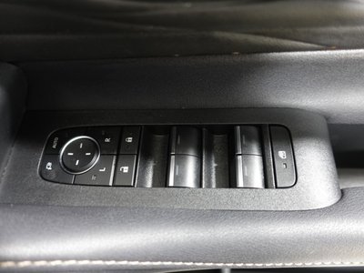 صورة مصغرة 24 لـ 2023 Toyota VELLFIRE