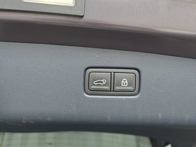 2021 Genesis GV70 — миниатюра 38