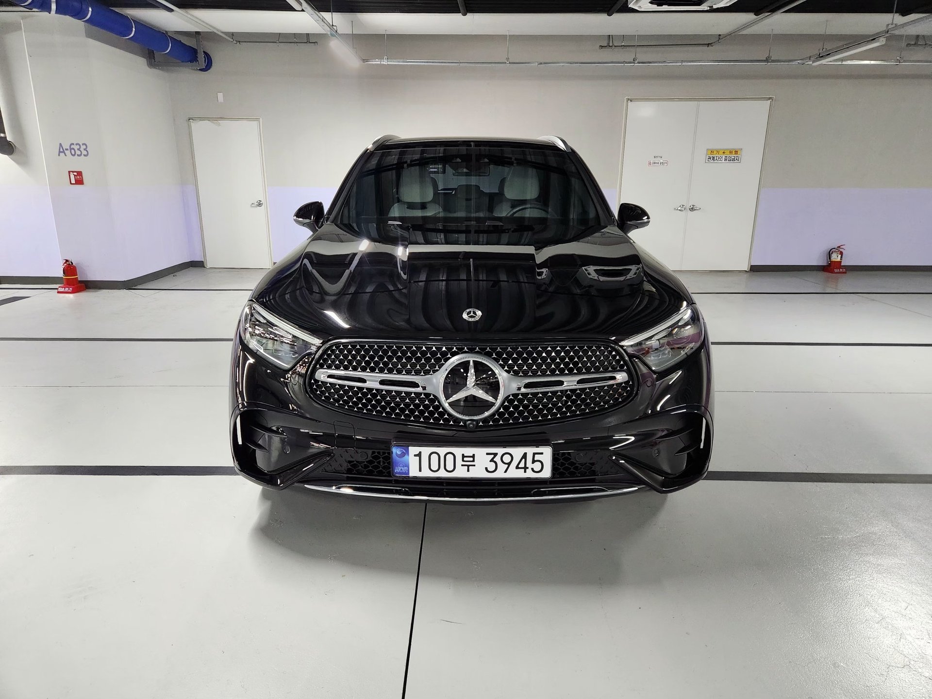 MERCEDES-BENZ GLC - View 1