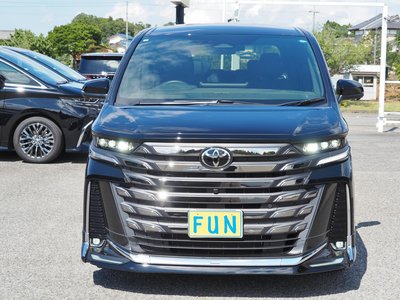 TOYOTA VELLFIRE - 2