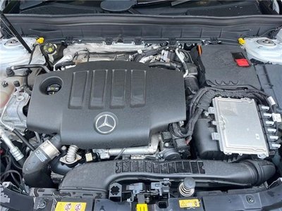 MERCEDES-BENZ GLB - 5