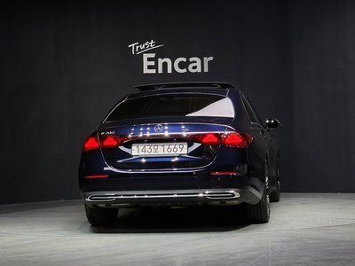 MERCEDES-BENZ E-CLASS - 3