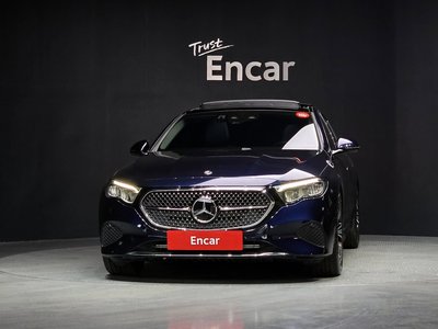 MERCEDES-BENZ E-CLASS - 2