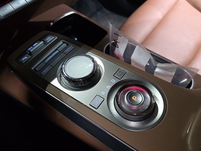 صورة مصغرة 12 لـ 2022 Genesis GV70