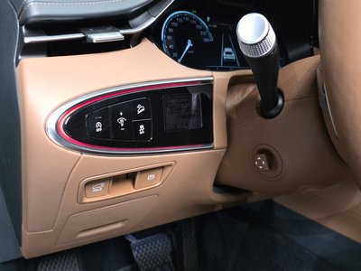 صورة مصغرة 28 لـ 2022 Genesis GV70