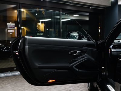 صورة مصغرة 25 لـ 2015 Porsche 911