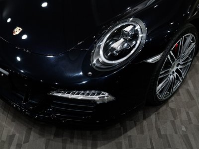 صورة مصغرة 33 لـ 2015 Porsche 911
