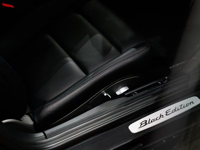 صورة مصغرة 23 لـ 2015 Porsche 911