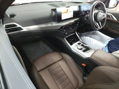 2025 BMW 4 SERIES photo 3