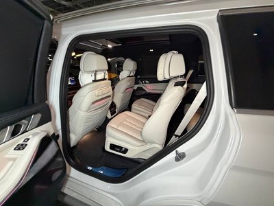 صورة 9 لـ 2025 BMW X7