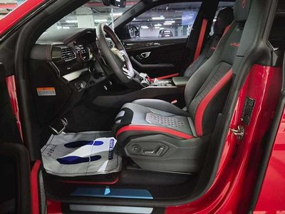 LAMBORGHINI URUS - 7