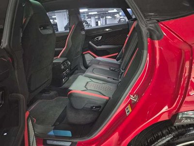 LAMBORGHINI URUS - 5