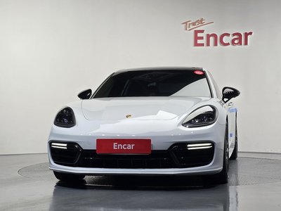 PORSCHE PANAMERA - 2