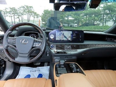 LEXUS LS - 5