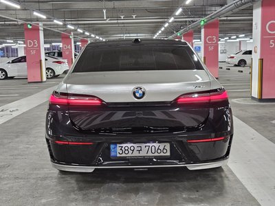 BMW 7 SERIES - 3