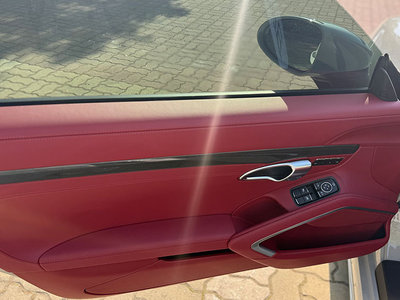 صورة مصغرة 15 لـ 2024 Porsche 718