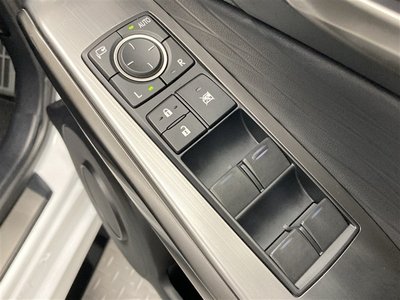 2023 Lexus IS photo 26