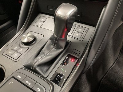 2023 Lexus IS photo 32