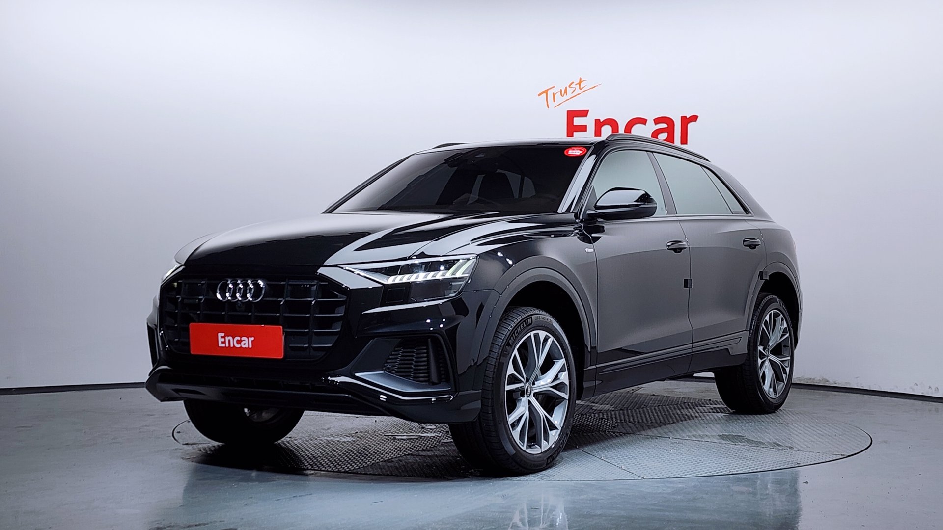 2022 AUDI Q8 — фото 1