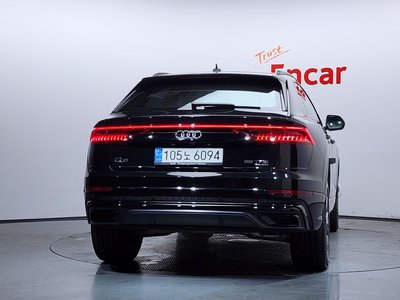 2022 AUDI Q8 照片 4