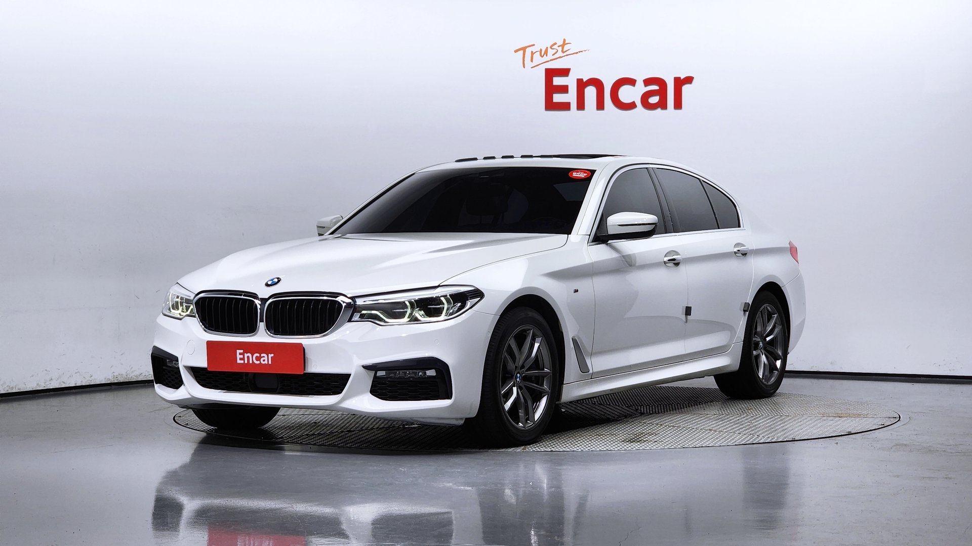 BMW 5 SERIES - View 1