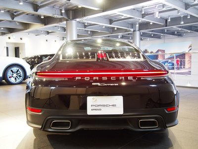 2024 Porsche 911 photo 5