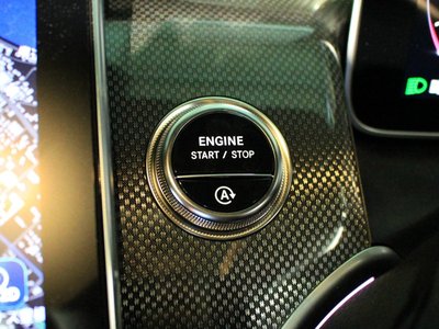 2026 Mercedes-BENZ GLC — миниатюра 21