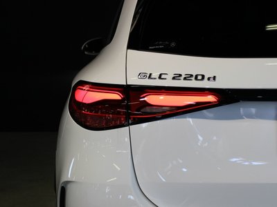 2026 Mercedes-BENZ GLC — миниатюра 46