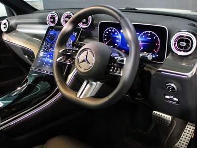 2026 Mercedes-BENZ GLC — миниатюра 16
