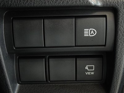 صورة مصغرة 13 لـ 2025 Lexus IS