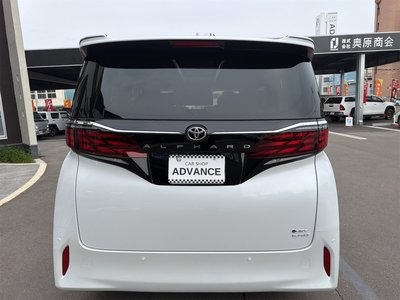 2026 TOYOTA ALPHARD photo 7