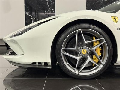 FERRARI F8 TRIBUTO - 8