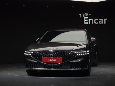 صورة 2 لـ 2022 Genesis G90 (RS4)