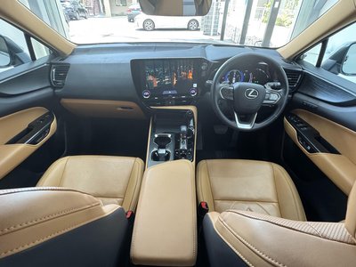صورة مصغرة 17 لـ 2024 Lexus NX