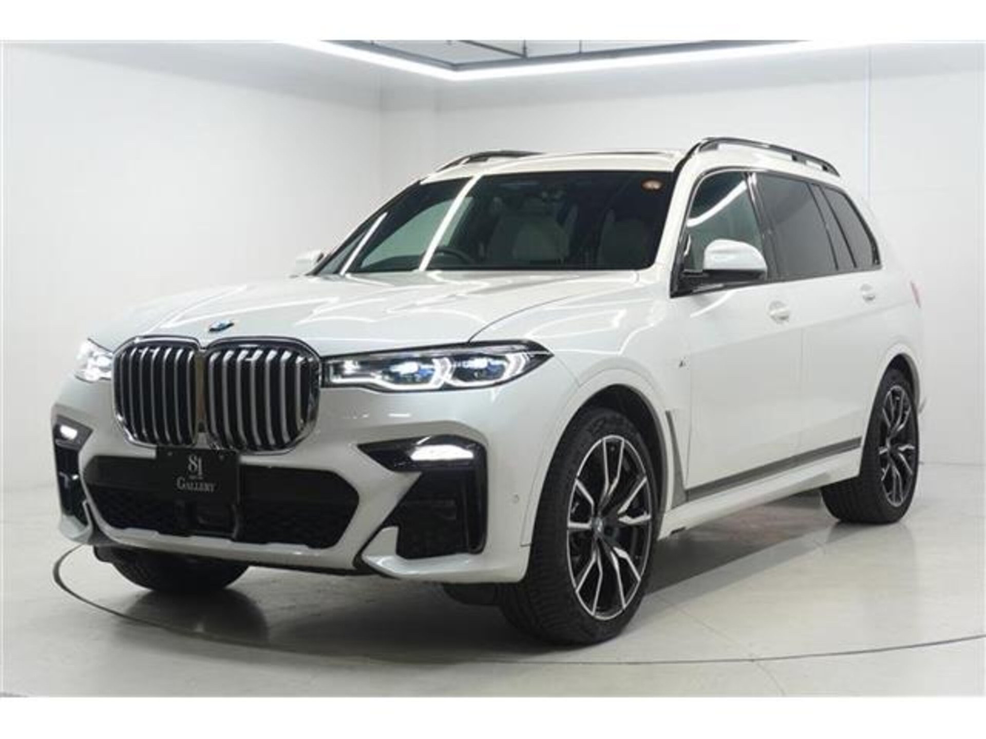 BMW X7 - View 1