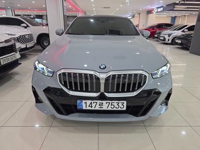 BMW 5 SERIES - 2