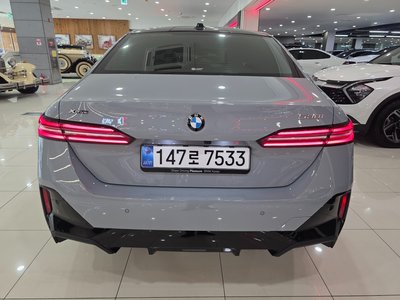 BMW 5 SERIES - 3