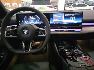 BMW 5 SERIES - 4