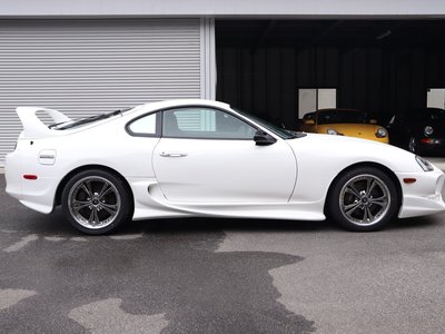 TOYOTA SUPRA - 4
