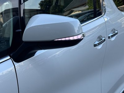TOYOTA ALPHARD - 8