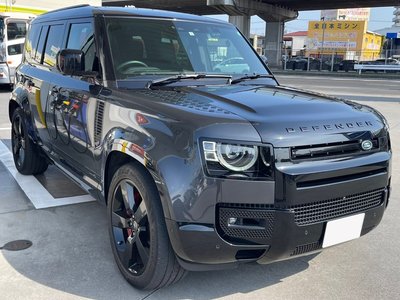 LAND ROVER DEFENDER - 9