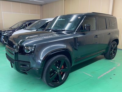 LAND ROVER DEFENDER - 4