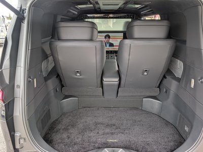 صورة مصغرة 32 لـ 2024 Lexus LM
