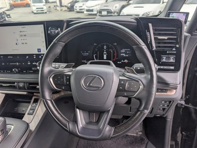 صورة مصغرة 18 لـ 2024 Lexus LM
