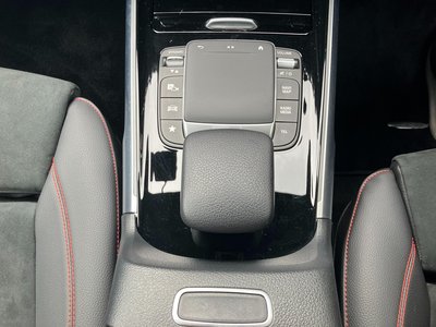 2023 Mercedes-BENZ GLB thumbnail 30
