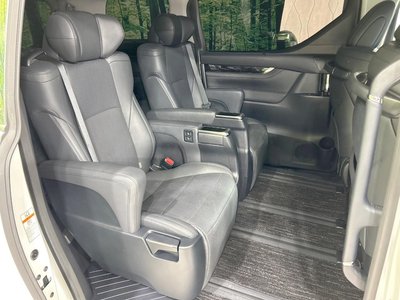 TOYOTA ALPHARD - 9