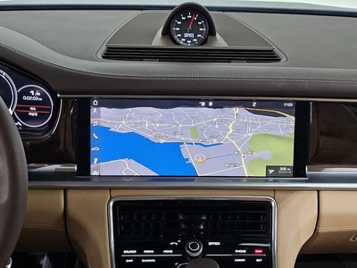2018 Porsche PANAMERA — миниатюра 20